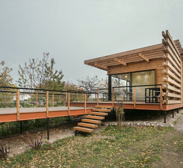 Винтовые сваи для террасы или веранды в Углегорске